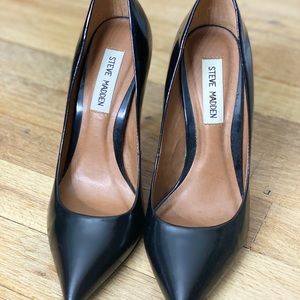 Steve Madden size 7 M black heels